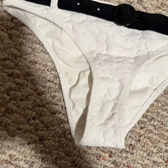 Solid & Striped Rachel Belted Bikini Bottom White Embossed Floral- Size Medium - Picture 5 of 8